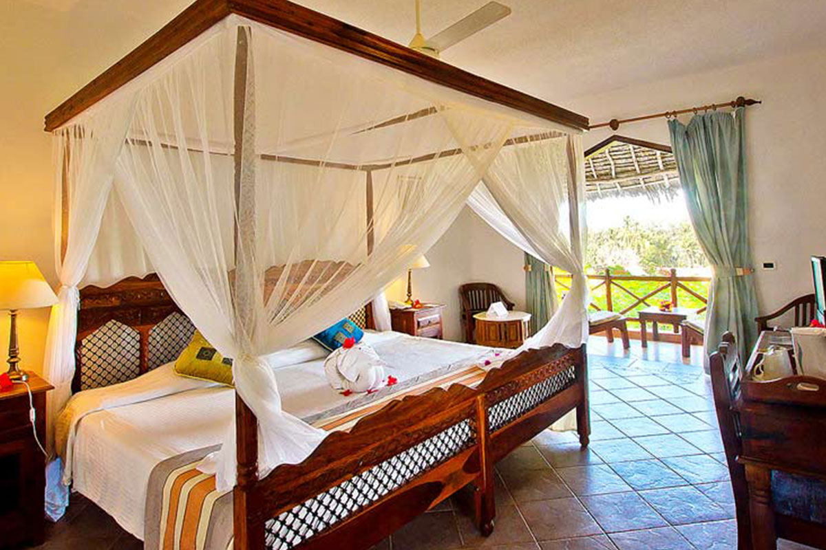 Bluebay Beach Resort &amp;amp;amp;amp; Spa – 5 days/4 nights